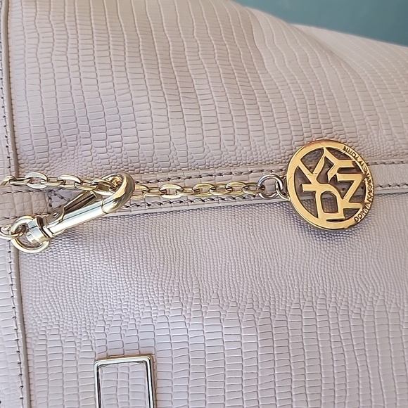 DKNY Croc Embossed Cream Leather Tote Bag with Tag - Picture 10 of 13